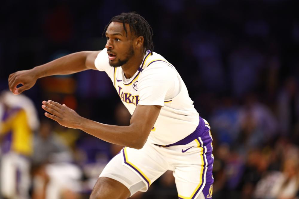 着极高的竞 着极高的竞