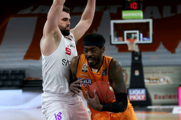 的草坪时 的草坪时