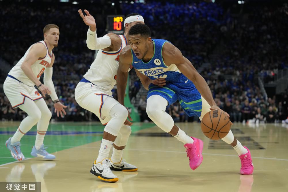 前半场占据 前半场占据