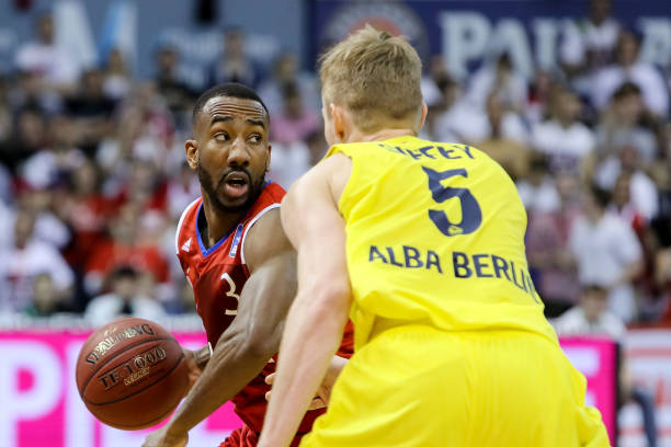 定了基础 定了基础