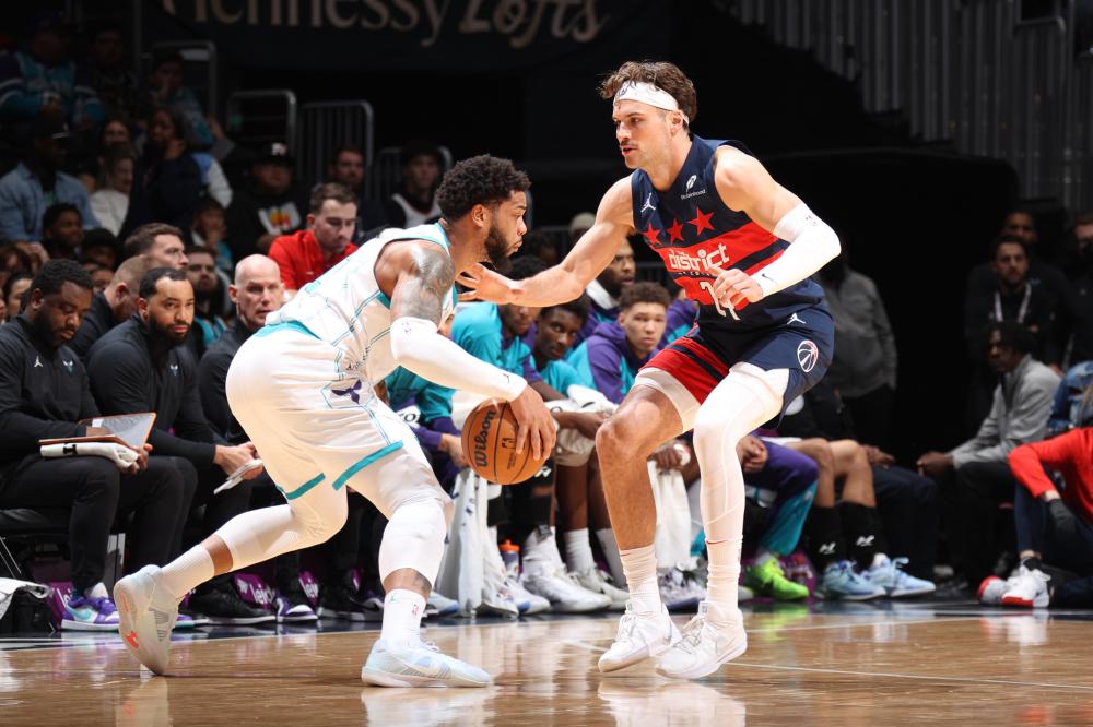 各支球队都 各支球队都