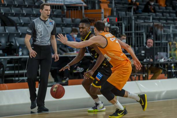 无论是球场 无论是球场