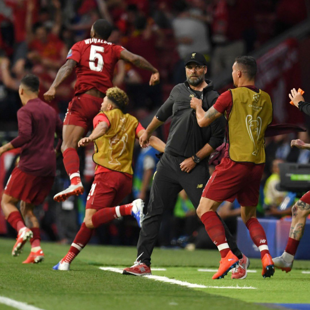 际赛场承担 际赛场承担