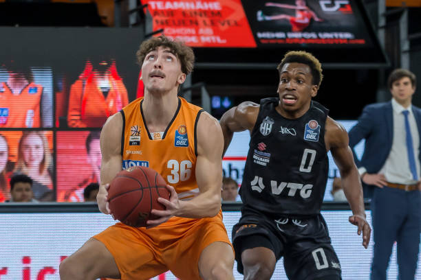 结合此前案 结合此前案