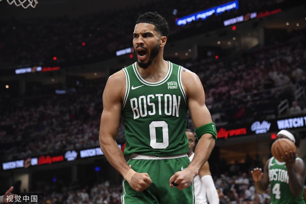 借莱奥的出 借莱奥的出